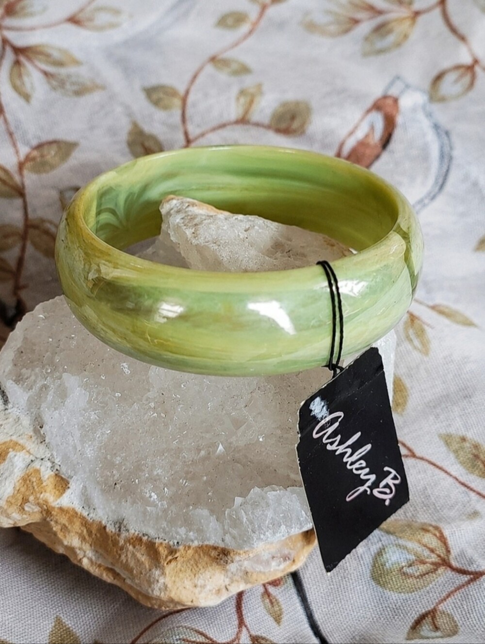 Green Swirl Luster Lusterous Shiny Lucite Ashley B Brand Cuff Bangle Bracelet